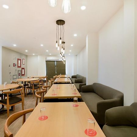 מלון Bijnaur Townhouse The Awadh Airport Near Chaudhary Charan Singh International Airport מראה חיצוני תמונה