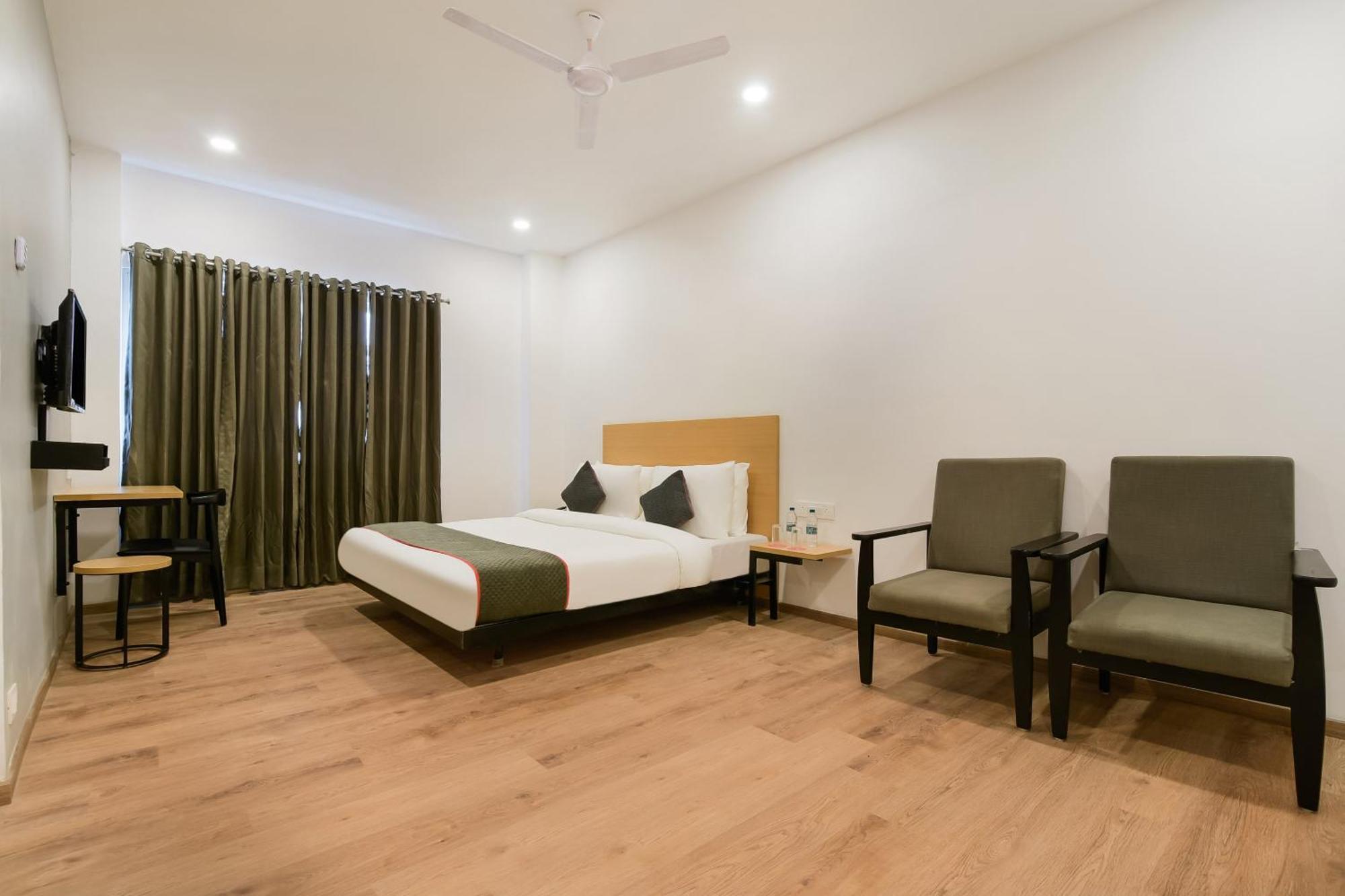 מלון Bijnaur Townhouse The Awadh Airport Near Chaudhary Charan Singh International Airport מראה חיצוני תמונה