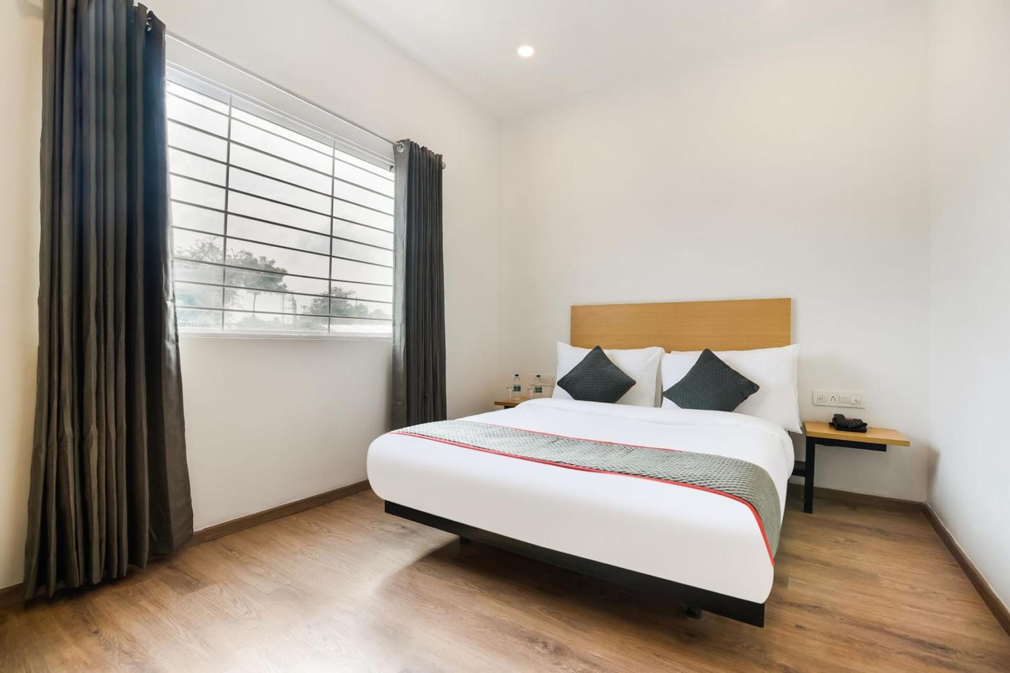 מלון Bijnaur Townhouse The Awadh Airport Near Chaudhary Charan Singh International Airport מראה חיצוני תמונה
