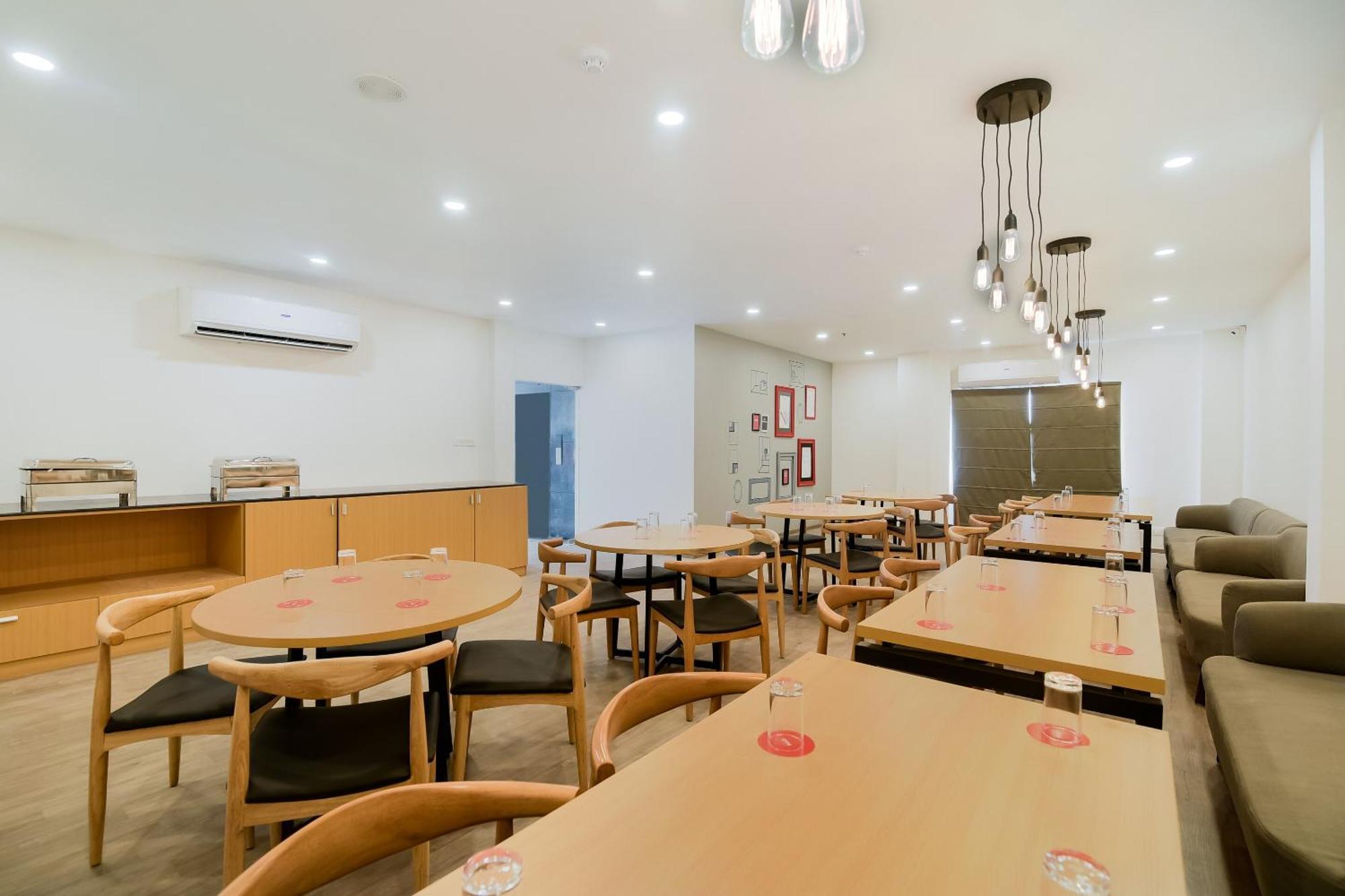 מלון Bijnaur Townhouse The Awadh Airport Near Chaudhary Charan Singh International Airport מראה חיצוני תמונה