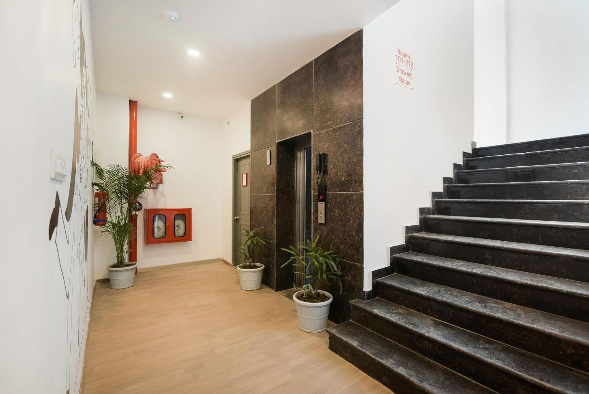 מלון Bijnaur Townhouse The Awadh Airport Near Chaudhary Charan Singh International Airport מראה חיצוני תמונה