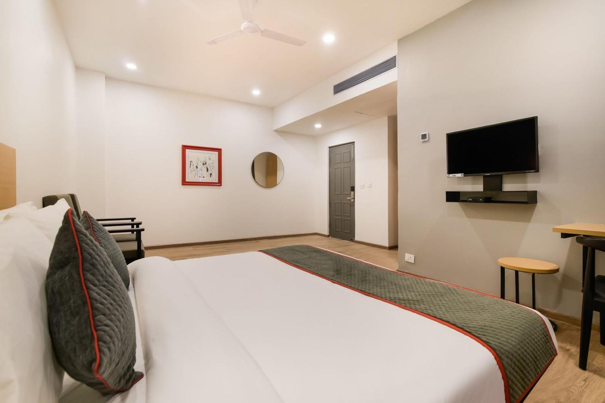 מלון Bijnaur Townhouse The Awadh Airport Near Chaudhary Charan Singh International Airport מראה חיצוני תמונה